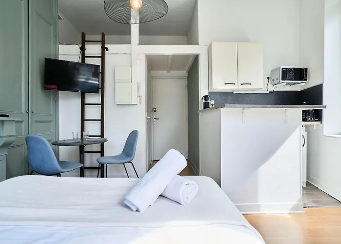 Saint Maurice - And Functional Apartment